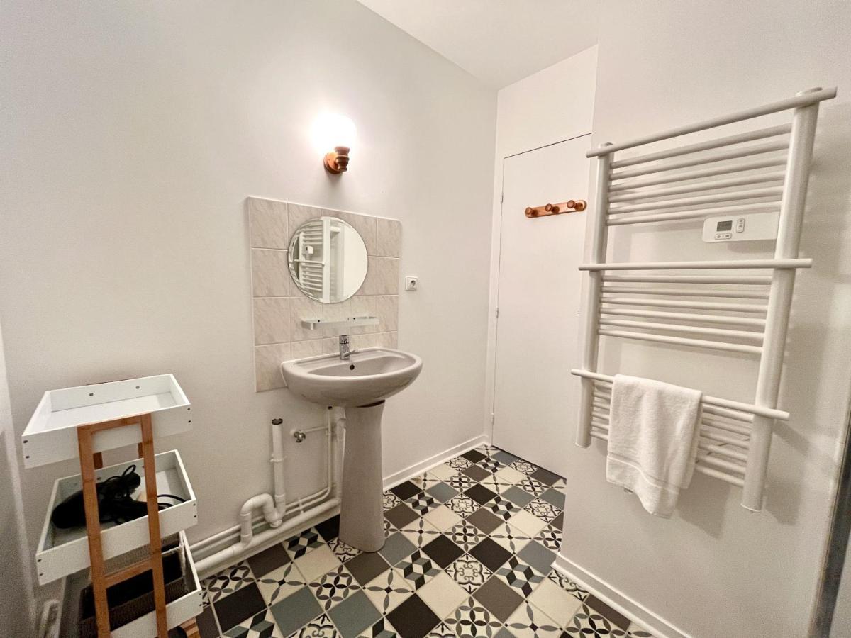 Salm, Coquet Studio Avec Balcon Уистреам Экстерьер фото